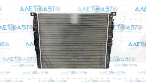 Radiator răcire cu apă BMW 5 G30 17 2.0T, 3.0T Nissens, niplu pe stânga pentru un radiator suplimentar