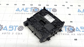 Panoul de control MMI al modelului Audi Q7 16-18 are un strat umflat, zgârieturi și o umflătură pe buton