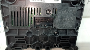 Panoul de control MMI al modelului Audi Q7 16-18 are un strat umflat, zgârieturi și o umflătură pe buton