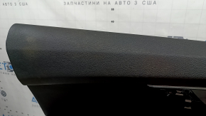 Обшивка двери карточка передняя левая Audi Q7 16-19 черная, вставка кожа черная, подлокотник кожа черная, накладка черный глянец, с ручкой, царапины, тычки, под химчистку