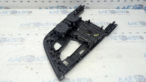 Ornamente consolă centrală Audi Q7 16-19, negru lucios, cu suporturi pentru pahare, lustruită, lovituri, zgârieturi