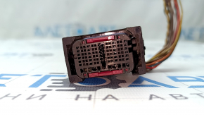 Фишка на блок ECU компьютер двигателя BMW 5 G30 17-23 3.0T черная, 20 пинов