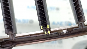 Grilă radiator stânga BMW 5 G30 17-20 cromată, bare de protecție, grilă spartă