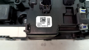 Блок предохранителей ВВБ Ford Fusion mk5 13-20 plug-in