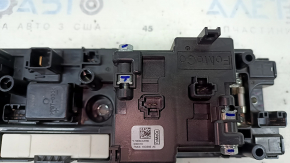 Блок предохранителей ВВБ Ford Fusion mk5 13-20 plug-in