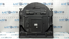 Spuma de plastic din portbagajul de sub roata de rezervă a BMW-ului 5 G30 17-23 este zdrobită