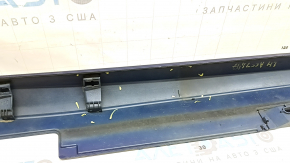 Prag stâng Honda Accord 16-17 albastru, elemente de fixare rupte