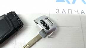Ключ smart Audi Q7 16-22 4 кнопки, царапины, тычки, потерт