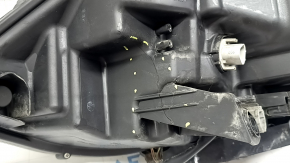 Фара передняя правая Nissan Rogue 17-20 галоген, песок, трещина в корпусе