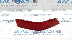 Катафот отражатель заднего бампера правый Nissan Rogue 17-20 сколы