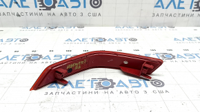 Катафот отражатель заднего бампера правый Nissan Rogue 17-20 сколы