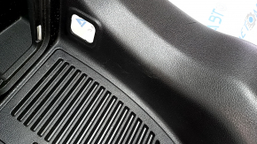 Ornamente arc stânga pentru Nissan Rogue 19-20, negre, pentru 2 rânduri de scaune, cu ornamente, zgârieturi, uzate