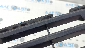 Grilă inferioară a barei de protecție față stânga BMW 5 G30 17-20 negru lucios, cu găuri decorative