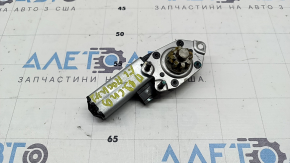 Motor de reglare a ridicării pernei inferioare a scaunului șoferului Nissan Rogue 14-20, fără cadru