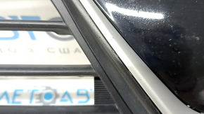Grila inferioară a barei de protecție față Kia Niro 17-19 HEV, PHEV sub proiectoarele de ceață și radarul, barele de protecție