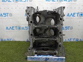 Блок цилиндров голый Toyota Highlander 20-22 3.5 2GR-FKS под гильзовку, скол