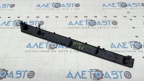 Накладка передней панели правая VW Jetta 19-26 серая, сломаны крепления