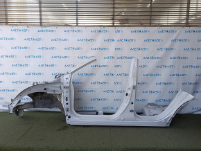Sfert stânga față Honda CRV 20-22 hibrid, tăiat cu ferăstrăul, cu stâlp central, cu apus de soare, alb