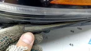 Far stânga față Kia Niro 17-19 HEV, PHEV cu suport, halogen, LED DRL, polișabil, tip pânză de păianjen, sigiliu decojit