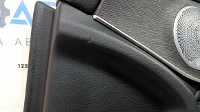 Ornament ușă, placă dreapta față, Mercedes GLC 16-20, piele neagră, inserție în lemn structural negru, cotieră din piele neagră, zgârieturi, abajur rupt