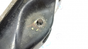 Braț de control inferior sub arcul stânga spate Honda Accord 18-22 2.0 hybrid cu tijă, piuliță ruginită, tăiată, silent bloc rupt pe tijă