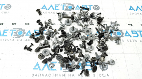 Piese de schimb bara-capotă-apărători Audi Q5 80A 18-24 incomplete