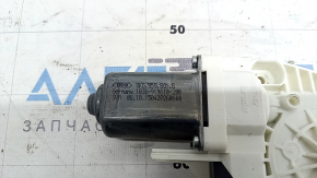 Motorul geamului electric din față stânga Audi Q3 8U 15-18