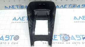 Накладка центральной консоли передняя Nissan Ariya 23-26 черная, царапины