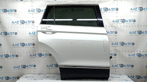 Дверь в сборе задняя правая VW Tiguan 18-24 тонировка, с хром молдингами, белый LC9A, вмятина, тычка