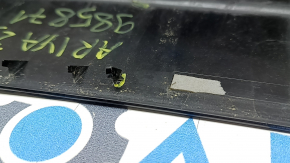 Husă TV Nissan Ariya 23-26, neagră lucioasă, elemente de fixare și ghidaje rupte, zgârieturi, ciobiri