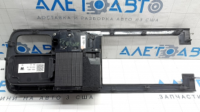 Накладка центральной консоли с подстаканниками Nissan Ariya 23-26 3 кнопки под беспроводную зарядку