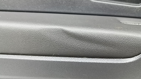 Ornament ușă, placă spate stânga, VW Tiguan 18-20, negru cu inserție din plastic negru, cotieră din piele neagră, sub tweeter, zgârieturi, îndoitură