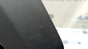 Ornament arc portbagaj stânga VW Tiguan 18-24 negru sub 3 rânduri, zgârieturi