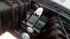 Накладка центральной консоли верхняя Mercedes W167 GLE 20-25 кожа коричневая с хром, с подсветкой