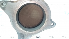 Țeava de eșapament cu convertor catalitic Audi Q3 8U 15-18 CCTA are o plasă ruptă și este ruginită