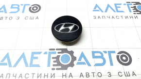 Центральный колпачок на диск Hyundai Santa FE 19-23 черный, 60/54мм