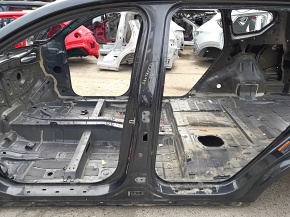 Stâlp central stâng caroserie Hyundai Santa FE 21-23 pe caroserie, zgârietură