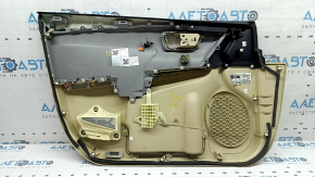 Обшивка двери карточка передняя правая Toyota Camry v55 15-17 usa бежевая с бежевой вставкой пластик, подлокотник резина, под химчистку, царапины, трещина в креплении