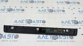 Ornament prag ușă stânga față Toyota Camry V55 15-17 SUA negru, cu ornamente cromate, uzat