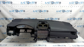Торпедо передняя панель с AIRBAG Toyota Camry v55 15-17 usa белая строчка