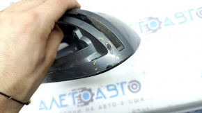 Крышка бокового зеркала левая Audi Q3 15-18 под поворотник и BSM, потерта, в клее