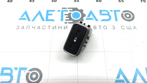 Порт зарядки обшивки арки багажника левый Mercedes X167 GLS 450 580 20-23