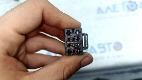 Cablare pentru perna scaunului șoferului la Audi A4 B8 08-16 cu zăvor și senzor
