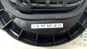 Subwoofer în spațiul pentru picioare al șoferului la Mercedes X167 GLS 450 580 20-26 Burmester