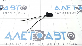 Фишка на сигнал low Toyota Camry v55 15-17 usa