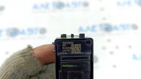 Buton rabatare scaun dreapta al doilea rând pentru Mercedes X167 GLS 450 20-26