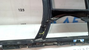 Grila inferioară a barei de protecție față BMW X5 G05 19-23 sub radar, crăpături, fragmente lipsă