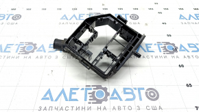 Корпус блока предохранителей подкапотный правый Toyota Camry v55 15-17