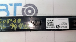 Вставка накладки порога передняя левая BMW X5 G05 19-23 хром BMW, с подсветкой, царапины, окислена, тычка