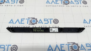 Вставка накладки порога передняя правая BMW X5 G05 19-23 хром BMW, с подсветкой, царапины, окислена